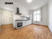 Pronájem bytu 2+1, Praha - Karlín, Prvního pluku, 73 m2