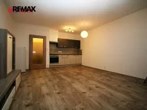Pronájem bytu 1+kk, Praha - Suchdol, Sídlištní, 38 m2