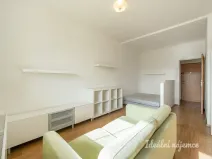 Pronájem bytu 1+kk, Praha - Vysočany, Poděbradská, 33 m2