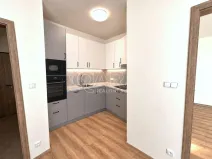 Pronájem bytu 2+kk, Kralupy nad Vltavou, Nádražní, 45 m2