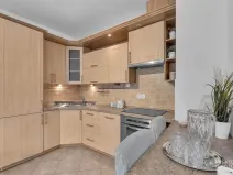 Prodej bytu 2+kk, Hradec Králové, Všehrdova, 53 m2