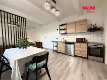 Pronájem bytu 1+kk, Praha - Smíchov, Xaveriova, 60 m2