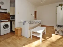 Pronájem bytu 1+kk, Praha, Michelangelova, 21 m2