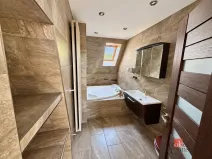 Prodej bytu 4+kk, Litvínov - Horní Litvínov, Podkrušnohorská, 165 m2