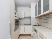 Pronájem bytu 2+kk, Praha - Záběhlice, Velenovského, 53 m2