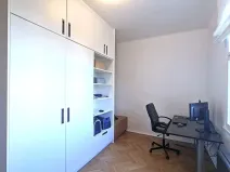 Pronájem bytu 2+1, Praha - Žižkov, Ambrožova, 69 m2