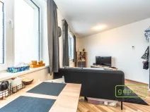 Pronájem bytu 1+kk, Praha, Ke kříži, 26 m2