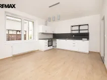 Pronájem bytu 3+kk, Strakonice, Komenského, 78 m2