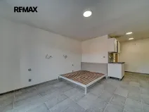 Pronájem bytu 1+kk, Velký Osek, Revoluční, 26 m2