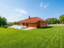 Prodej rodinného domu, Lišov - Velechvín, 135 m2