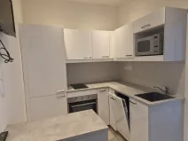 Pronájem bytu 2+1, Praha, Jaurisova, 59 m2