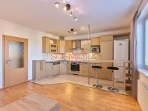 Prodej bytu 3+kk, Hustopeče, U Větrolamu, 73 m2