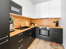 Prodej bytu 2+kk, Praha - Zličín, Tvrdonická, 72 m2