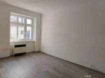 Pronájem bytu 1+1, Znojmo, Slovenská, 42 m2