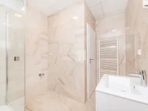 Pronájem bytu 1+kk, Praha - Vršovice, Smolenská, 48 m2