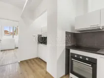 Pronájem bytu 3+kk, Praha - Vinohrady, Římská, 74 m2