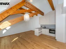 Pronájem bytu 2+kk, Praha - Nusle, Vrtbova, 62 m2