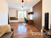 Pronájem bytu 2+1, Praha - Bubeneč, Lotyšská, 58 m2