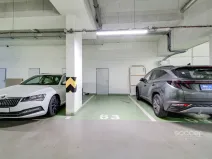 Pronájem garážového stání, Praha - Hloubětín, Modrého, 16 m2