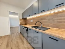 Pronájem bytu 3+1, Hodonín, nám. Osvobození, 75 m2