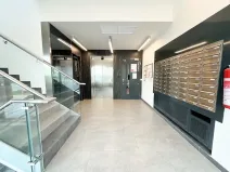 Pronájem garážového stání, Praha - Hlubočepy, Ondrákové, 12 m2
