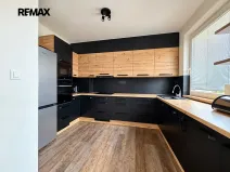 Prodej bytu 3+kk, Ostroměř, Školní, 82 m2