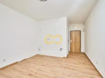 Prodej bytu 1+kk, Prachatice, nám. Přátelství, 40 m2