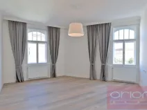 Pronájem bytu 3+1, Praha - Vinohrady, náměstí Jiřího z Poděbrad, 137 m2