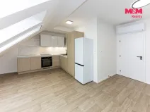 Pronájem bytu 3+kk, Hostovlice, 75 m2