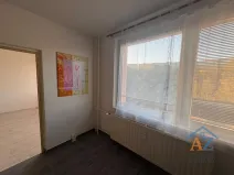 Pronájem bytu 4+1, Chomutov, Školní pěšina, 75 m2