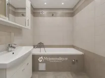 Prodej bytu 2+1, Znojmo, Přímětická, 47 m2