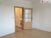 Pronájem bytu 1+kk, Praha - Hostivař, Pražská, 27 m2