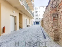 Pronájem garážového stání, Praha - Nové Město, Vyšehradská, 15 m2
