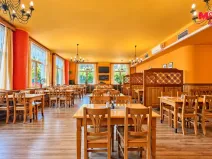 Pronájem restaurace, Praha - Krč, Pacovská, 324 m2