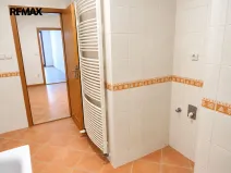 Pronájem bytu 1+kk, Praha - Strašnice, Názovská, 36 m2