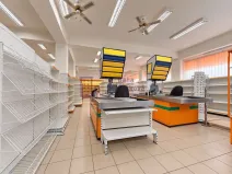 Pronájem obchodního prostoru, Studená, nám. Sv. J. Nepomuckého, 520 m2