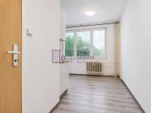 Pronájem bytu 1+kk, Jindřichův Hradec - Jindřichův Hradec III, sídliště Vajgar, 16 m2
