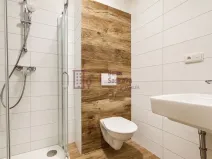 Pronájem bytu 1+kk, Jindřichův Hradec - Jindřichův Hradec I, nám. Míru, 20 m2