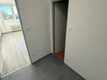 Pronájem bytu 1+kk, Třeboň, Nádražní, 33 m2