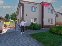 Prodej rodinného domu, Činěves, 275 m2