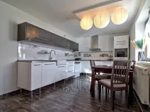 Prodej rodinného domu, Pesvice, 200 m2