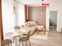 Prodej bytu 2+kk, Chýnice, Karlštejnská, 42 m2