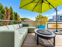 Pronájem apartmánu, Praha - Smíchov, Kobrova, 1172 m2