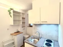 Pronájem bytu 1+kk, Praha, Kodaňská, 10 m2