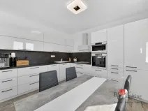 Prodej bytu 4+kk, Vochov, 80 m2