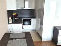 Prodej bytu 1+kk, Praha - Hloubětín, Nademlejnská, 37 m2