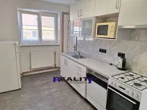 Prodej bytu 2+1, Vroutek, Husova, 60 m2