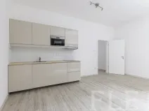 Pronájem bytu 1+kk, Praha - Smíchov, Pod Barvířkou, 32 m2