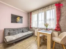 Prodej bytu 1+1, Klatovy - Klatovy IV, Za Tratí, 42 m2