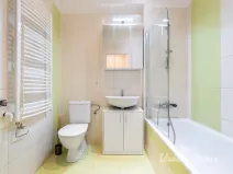 Pronájem bytu 2+1, Praha - Smíchov, Pod Barvířkou, 52 m2